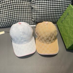 【AT2193】Gucci ボックスと布袋には付属しており、帆布素材と最上級の牛革で作られているため、軽く通気性があります！実物撮影で、四季に合わせて男女問わず使えます。基本的なヘッドサイズは56で、パッチを調整できます。