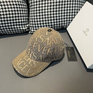 【AT2205】爆発的な販売！パッケージング布袋付き、VERSACE（ヴェルサーチ）の新しい野球帽、カウンター生地+牛革、パッチ調節可能、4色販売中。