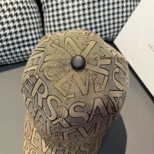 【AT2205】爆発的な販売！パッケージング布袋付き、VERSACE（ヴェルサーチ）の新しい野球帽、カウンター生地+牛革、パッチ調節可能、4色販売中。