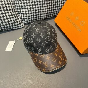 【AT2212】LV (Louis Vuitton) 盒子に入った布袋とLV（ルイ・ヴィトン）の新しい野球帽、モノグラム柄、デニム生地+専門店のモノグラム革、細かい仕上げ、素晴らしい品質、基本的なヘッドサイズ56、ベルクロで調整可能。