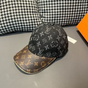 【AT2212】LV (Louis Vuitton) 盒子に入った布袋とLV（ルイ・ヴィトン）の新しい野球帽、モノグラム柄、デニム生地+専門店のモノグラム革、細かい仕上げ、素晴らしい品質、基本的なヘッドサイズ56、ベルクロで調整可能。