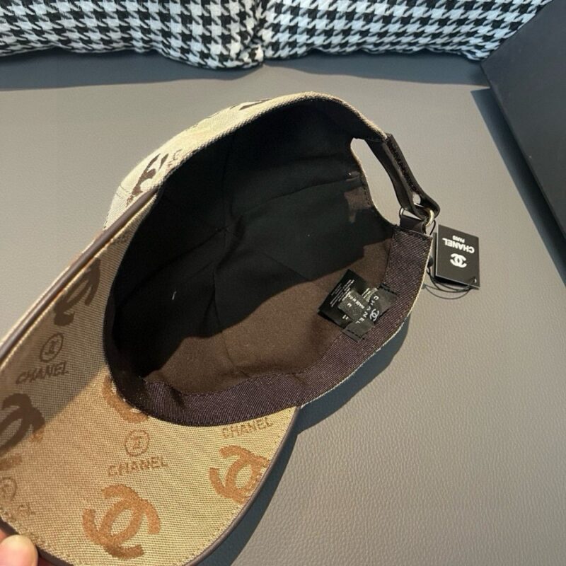 【AT2214】Chanel パッケージ用の布袋、シャネルのクラシックな野球帽、キャンバス生地+最上級牛革、軽く通気性があります！品質は最高で、基本的な頭囲56、パッチで調整可能です。