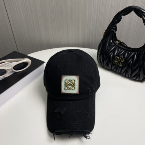 【AT2224】🧢 ロエベLoewe 〜 新しい野球帽 🧢、シンプルでクラシックなロゴ、質感抜群 👍、精巧な高級感、女神必携アイテム、カップル向け🥰