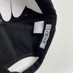 【AT2224】🧢 ロエベLoewe 〜 新しい野球帽 🧢、シンプルでクラシックなロゴ、質感抜群 👍、精巧な高級感、女神必携アイテム、カップル向け🥰