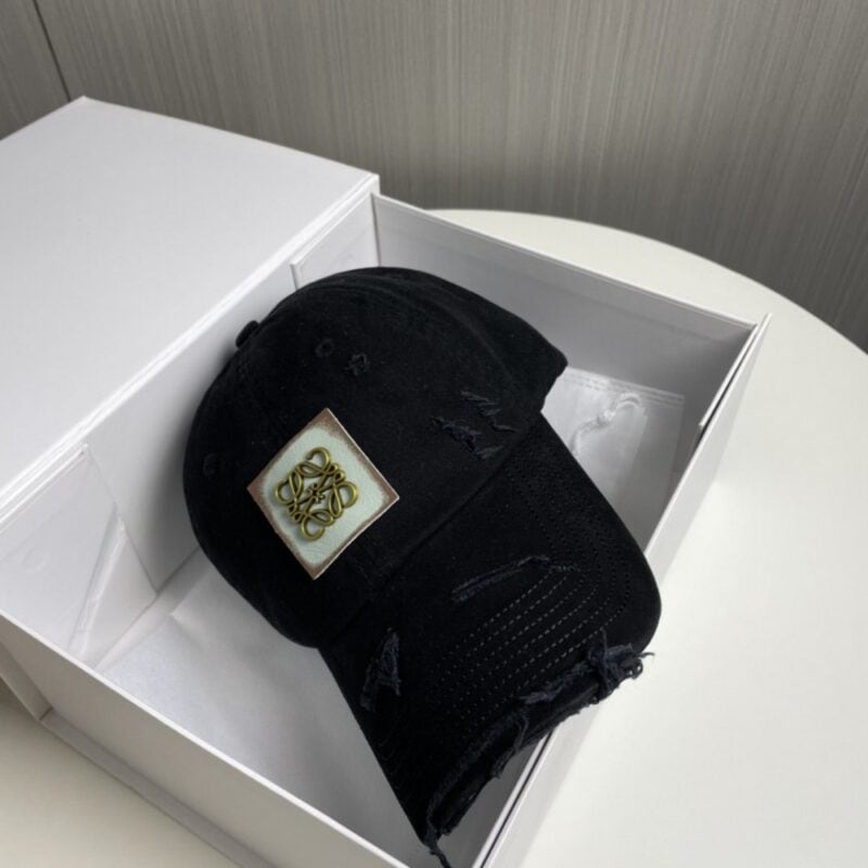 【AT2224】🧢 ロエベLoewe 〜 新しい野球帽 🧢、シンプルでクラシックなロゴ、質感抜群 👍、精巧な高級感、女神必携アイテム、カップル向け🥰