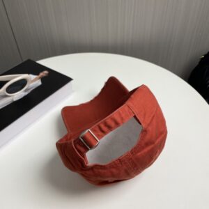 【AT2225】🧢ロエベLoewe〜新しいベースボールキャップ🧢、シンプルでクラシックなロゴ、質感が素晴らしい👍、上質なブランドの雰囲気、女神必須アイテム、カップル向け。