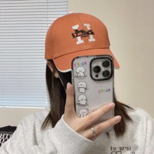 【AT2244】新しい発送 HERMÈS (エルメス)の最新オリジナル野球帽、スペルHを組み合わせ、通気性のある帆布生地+ステンレススチール調節バックル、細部までこだわった、ファッションで格好良い質感抜群！