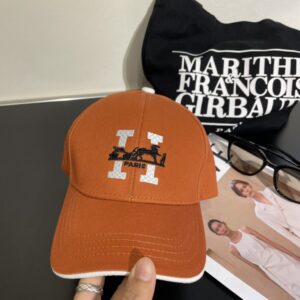 【AT2244】新しい発送 HERMÈS (エルメス)の最新オリジナル野球帽、スペルHを組み合わせ、通気性のある帆布生地+ステンレススチール調節バックル、細部までこだわった、ファッションで格好良い質感抜群！