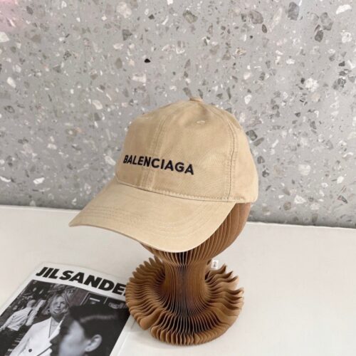 【AT2248】Balenciaga 💛防塵バッグとペア【バレンシアガ】2024新作刺繍ベーシックベースボールキャップ、新作入荷、ブランドを持ち出して街へ。お洋服とのコーディネートが素晴らしい！手放せないアイテム！