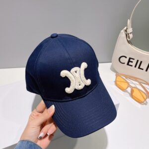 【AT2250】CELINE新作2024春夏シンプルなベースボールキャップは防塵バッグ付きです。新作が入荷しましたので、有名ブランドアイテムでコーディネートがしやすいです。お早めにゲットしてください！