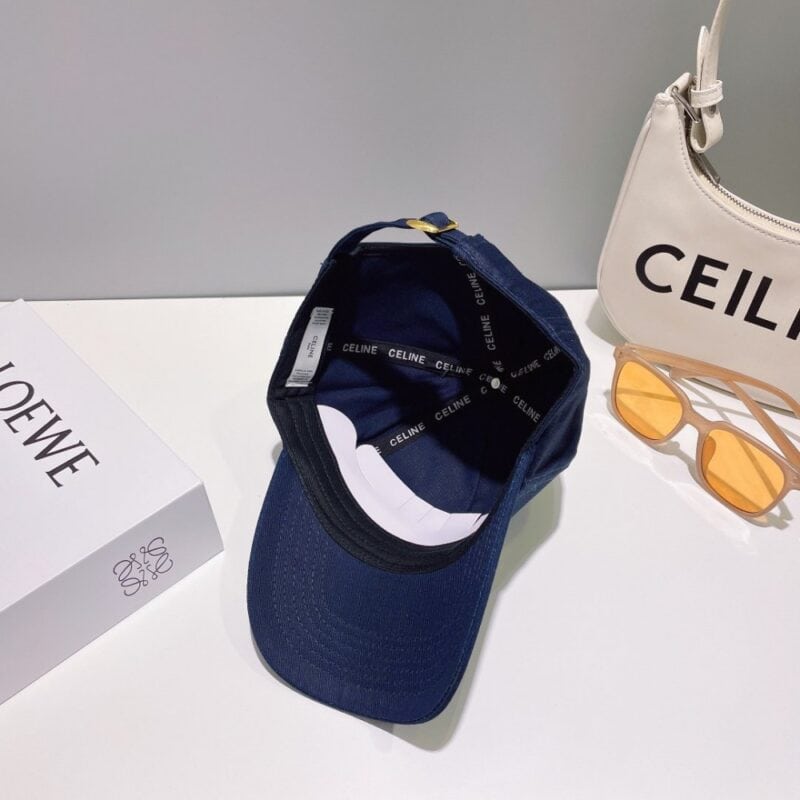【AT2250】CELINE新作2024春夏シンプルなベースボールキャップは防塵バッグ付きです。新作が入荷しましたので、有名ブランドアイテムでコーディネートがしやすいです。お早めにゲットしてください！