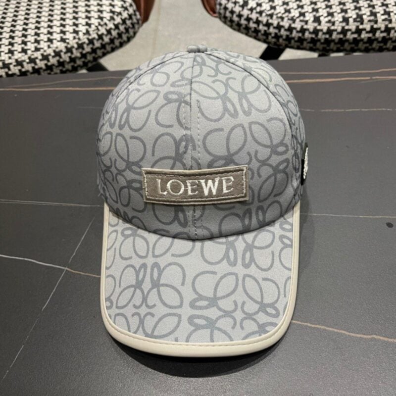 【AT2257】LOEWEロイヴ 2024年モデルのベースボールキャップ、店頭の定番商品、男女兼用