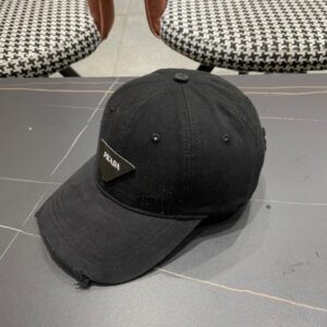 【AT2263】プラダPradaのトレンディな三角ロゴキャップはシンプルでかっこよく、男女兼用で超クールなファッションストリートスタイルです。帽子の形状も非常に良いです。