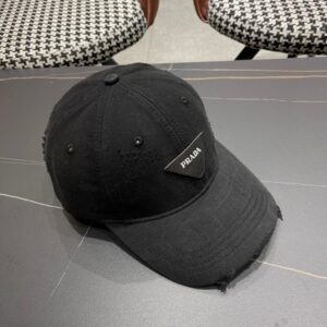 【AT2263】プラダPradaのトレンディな三角ロゴキャップはシンプルでかっこよく、男女兼用で超クールなファッションストリートスタイルです。帽子の形状も非常に良いです。