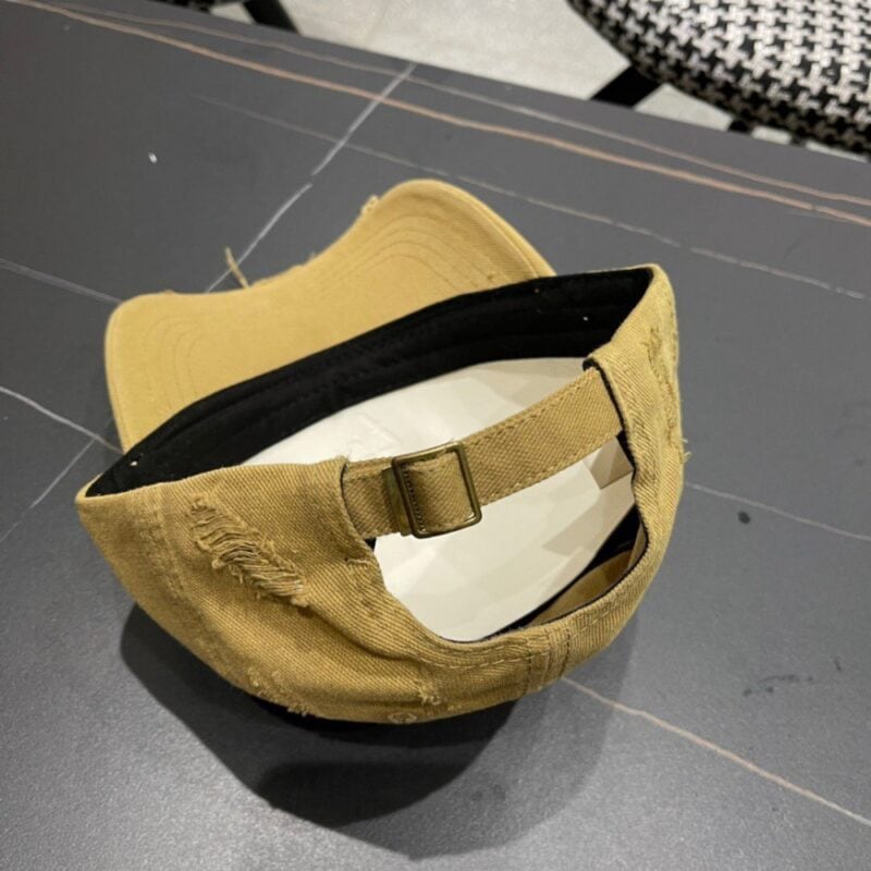 【AT2264】Prada プラダのクールな三角形のベースボールキャップはシンプルでハンサムです。男女兼用で、超カッコいいストリートファッションです。帽子の形がとても良いです。