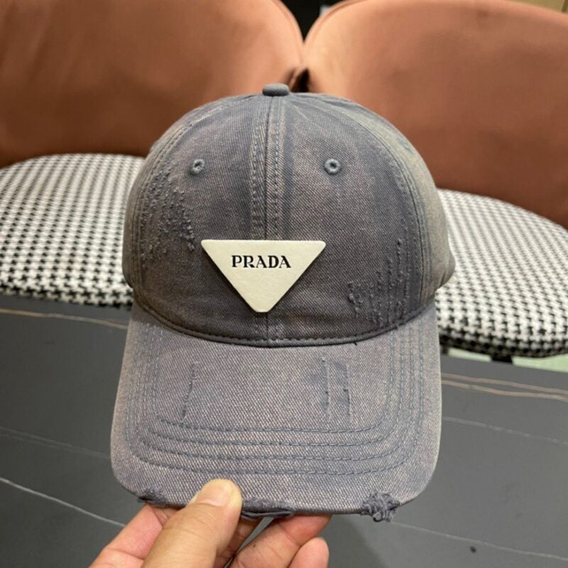 【AT2265】プラダ（Prada）のトレンディな三角ロゴ付きベースボールキャップはシンプルでかっこいいです~男女共用で超かっこいいファッションストリートスタイル。帽子の形が非常に良いです。