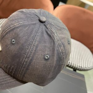 【AT2265】プラダ（Prada）のトレンディな三角ロゴ付きベースボールキャップはシンプルでかっこいいです~男女共用で超かっこいいファッションストリートスタイル。帽子の形が非常に良いです。