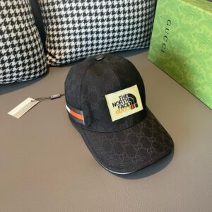 【AT2280】配箱布袋、Gucci（グッチ）の新製品オリジナル野球帽、北面の刺繍！輸入キャンバス+トップグレインレザー、代理購入の人気商品、男女兼用の万能なデザイン、品質抜群！基本的なヘッドサイズは56、パッチは調節可能です。