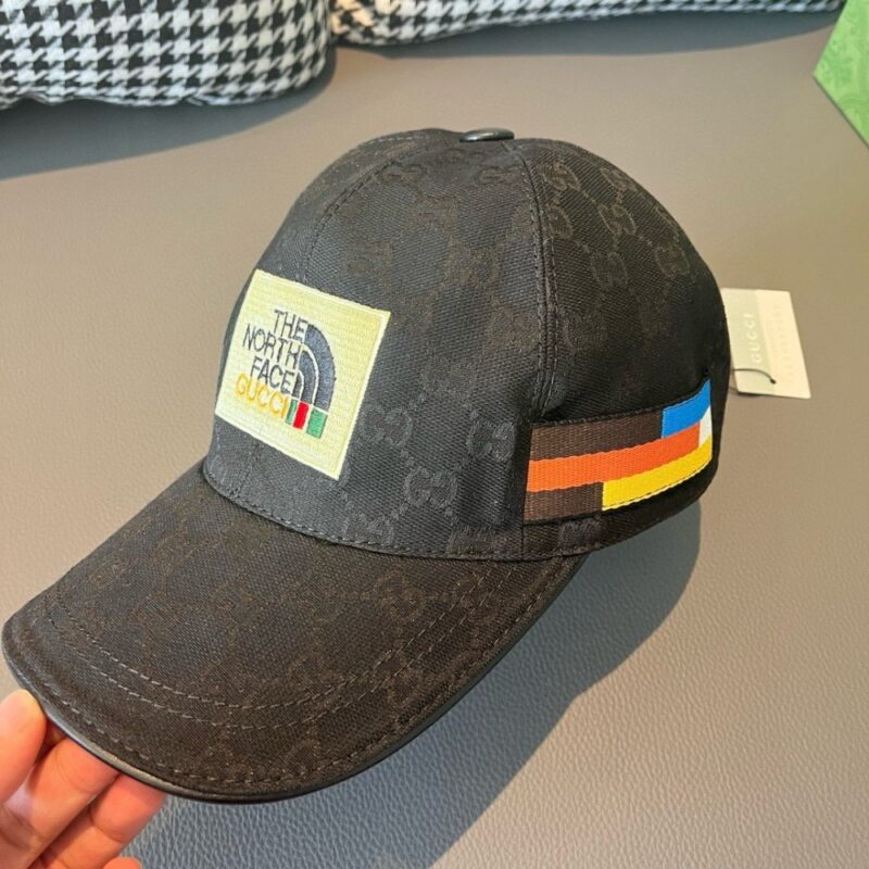 【AT2280】配箱布袋、Gucci（グッチ）の新製品オリジナル野球帽、北面の刺繍！輸入キャンバス+トップグレインレザー、代理購入の人気商品、男女兼用の万能なデザイン、品質抜群！基本的なヘッドサイズは56、パッチは調節可能です。