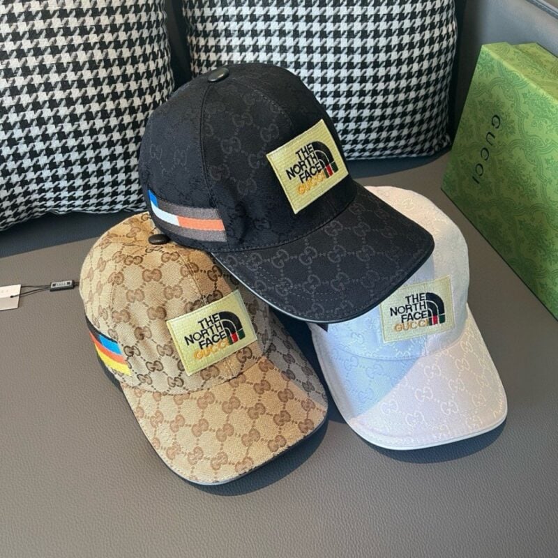 【AT2280】配箱布袋、Gucci（グッチ）の新製品オリジナル野球帽、北面の刺繍！輸入キャンバス+トップグレインレザー、代理購入の人気商品、男女兼用の万能なデザイン、品質抜群！基本的なヘッドサイズは56、パッチは調節可能です。