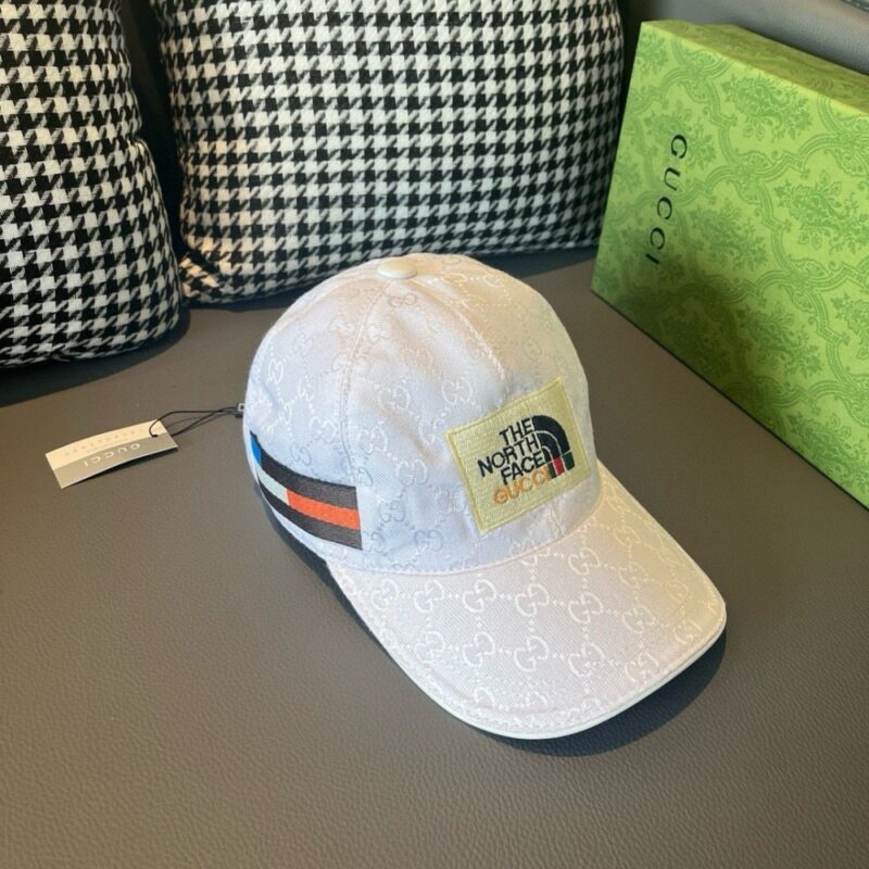 【AT2281】ボックス付きの布バッグ、Gucci（グッチ）の新しいオリジナル野球帽、ノースフェイス刺繍！輸入キャンバス+最上位の牛革で、注文代行が人気です。男女ともに使える万能なデザインで、質がとても素晴らしいです！基本のサイズは56で、パッチで調節可能です。