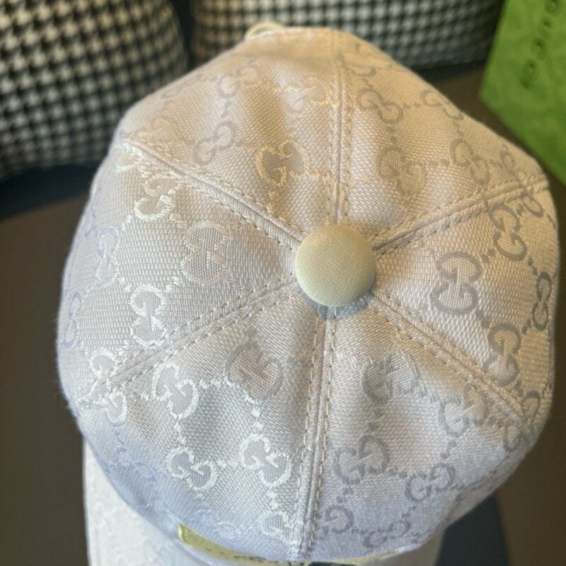 【AT2281】ボックス付きの布バッグ、Gucci（グッチ）の新しいオリジナル野球帽、ノースフェイス刺繍！輸入キャンバス+最上位の牛革で、注文代行が人気です。男女ともに使える万能なデザインで、質がとても素晴らしいです！基本のサイズは56で、パッチで調節可能です。