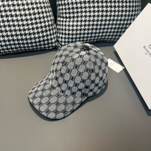 【AT2288】配ボックスバッグ、バレンシアガ（Balenciaga）の新作オリジナル野球帽。キャンバス生地+牛革、純綿裏地で軽量で通気性があり、シンプルで上品！基本的なヘッドサイズは56で、調節可能なパッチがついており、男女ともに使用可能で、四季に必須！