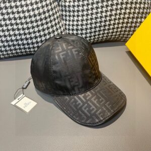 【AT2293】ボックスと布袋に同梱されたFendi（フェンディ）のクラシックなオリジナルベースボールキャップ、ダブルF、専門店の常時ベストセラー商品、口コミが非常に高評価です、ジャガードサテン生地+最上級牛革、軽量で通気性があります！品質は最高で、基本的なヘッドサイズは56、パッチは調整可能です。写真のアイテムは必ず人気商品となります！