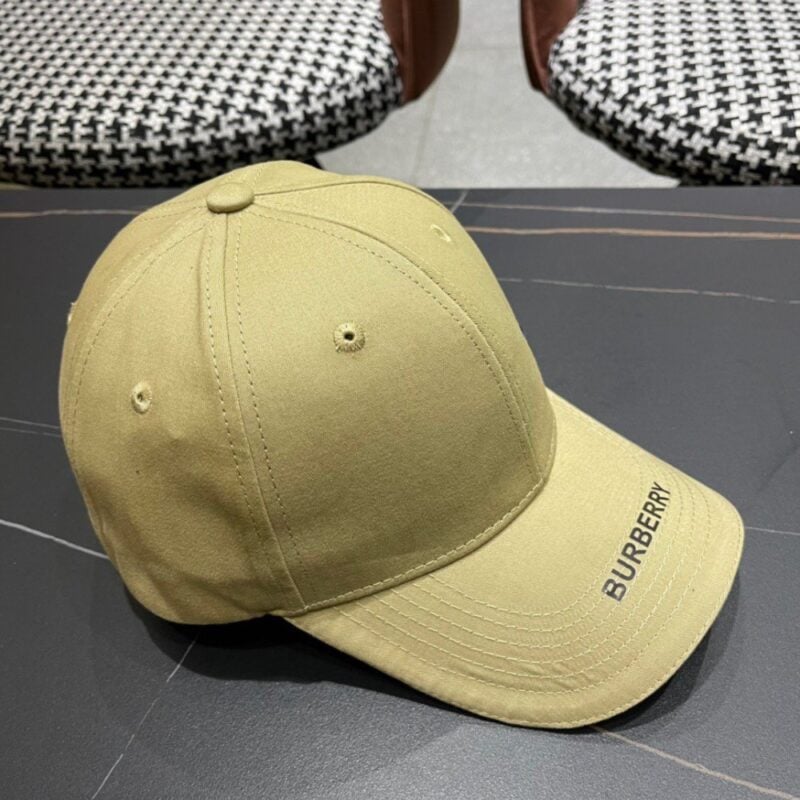 【AT2300】Burberry(バーバリー)のクラシックなオフィシャルウェブサイトで新しいクラシックなベースボールキャップ、シンプルかつ時代を超えたスタイル、男女兼用！高品質、贅沢な品質をお楽しみください！