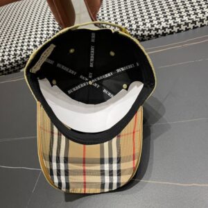 【AT2300】Burberry(バーバリー)のクラシックなオフィシャルウェブサイトで新しいクラシックなベースボールキャップ、シンプルかつ時代を超えたスタイル、男女兼用！高品質、贅沢な品質をお楽しみください！