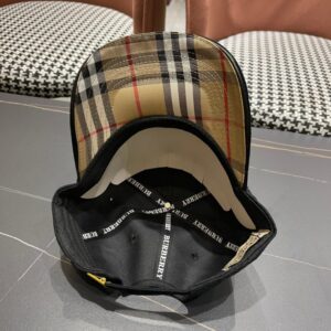 【AT2301】Burberryバーバリーのクラシックベースボールキャップ、シンプルで最先端のスタイル、男女兼用！高品質、品質を堪能！