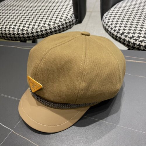 【AT2310】Prada プラダ2024年の早秋、ベレーハットの新作が入荷しました。ブランドアイテムでとても合わせやすく、旅行や街歩きに必須アイテムです。