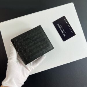 【AT2321】Bottega Veneta 原厂の仔牛革（内蔵されたシャネルの香水袋）Baodi Jia BVメンズウォレットウォレットメンズバッグ、写真は実物を撮影したものです、実際の良質を確実にします、輸入仔牛革を使用し、高級ハードウェアを使用し、彼がストリートに出かけるのに最適な男性には必須のアイテムです🔥（短財布）ギフトボックス付き