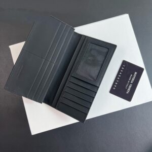 【AT2322】Bottega Veneta ボッテガ・ヴェネタ、オリジナルの牛皮（内部にシャネルのポーチが付属）BV最新の男女兼用編み財布スーツクリップ長財布 😄 オリジナル品質 公式ウェブサイトと同期 最高級の牛革を使用 手触りが超素晴らしい オリジナルの金具 独特なデザインスタイル 完璧すぎる 細部の作りが精巧で上品な 高い品質でありながら内面に深みがある ハイエンドで格好良く 高品質
