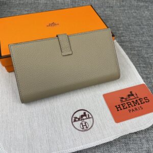 【AT2328】Hermes エルメスのレディース新作モノクロームレザー内ポケット付き立て型財布