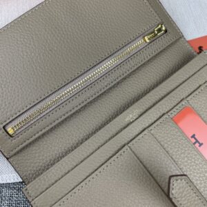 【AT2328】Hermes エルメスのレディース新作モノクロームレザー内ポケット付き立て型財布