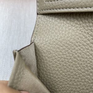 【AT2328】Hermes エルメスのレディース新作モノクロームレザー内ポケット付き立て型財布