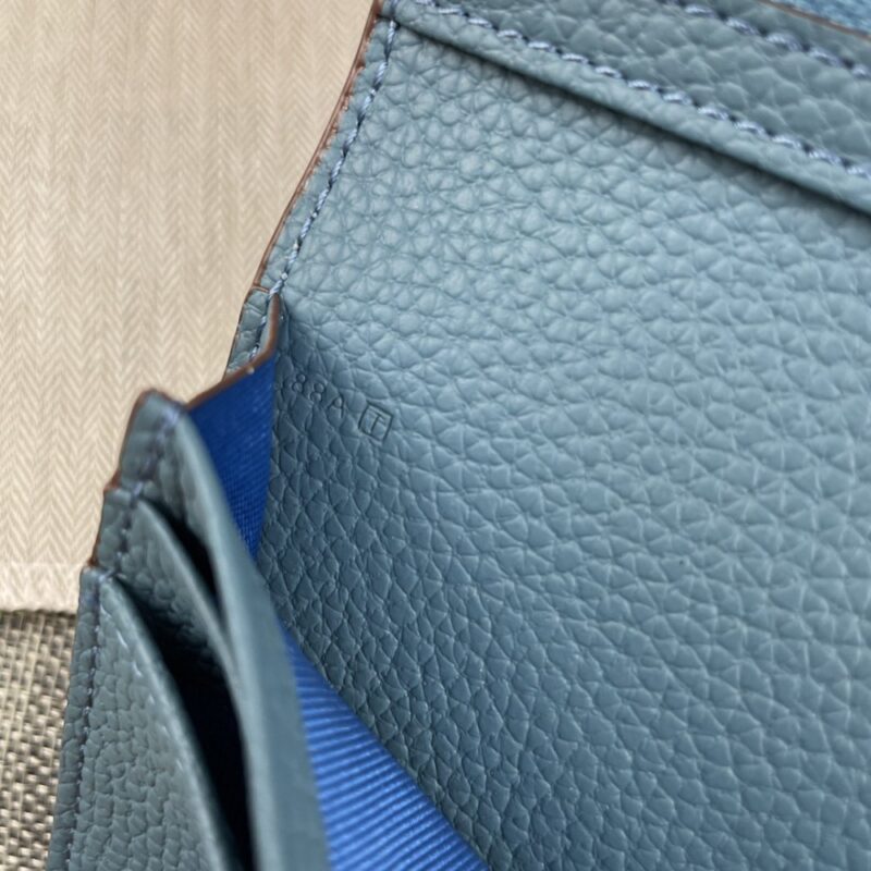 【AT2333】Hermesエルメスレディースの新しい単色のレザー内ポケット付きの縦型財布