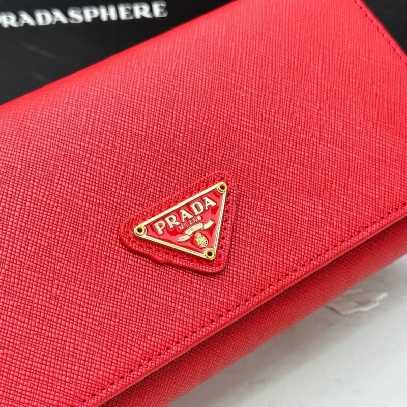 【AT2354】Prada プラダ👏👏のクラシックなフラップウォレットを2つ折りにして💼クラシックな作品、シンプルでおしゃれ、イタリアのトップクラスのオリジナルの十字革素材、輸入ステッチ裏地、白い鋼金属金具！繊細なステッチ、均等できちんとした仕事、この文は日本語に翻訳された結果を説明しています。