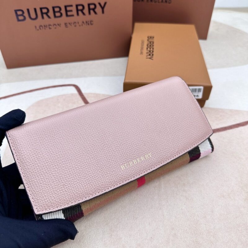 【AT2360】Burberryのチェック柄のレザーラウンド長財布🇮🇹🎉👉表面には輸入手のひら模様の牛革を使用し、内側には柔らかい輸入子牛革を使い、オリジナルのチェック生地、ゴールド色の金具付き👍専門店品質、精密な仕事💋実物撮影📷