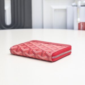 【AT2397】高品質なオリジナルのGoyard ゴヤール 短いファスナー付き財布。1853年にフランスで誕生し、200年以上の歴史を受け継いでいます。生地には💋麻繊維やコットンを混ぜ合わせ、光沢のある樹脂糖を塗布しています。