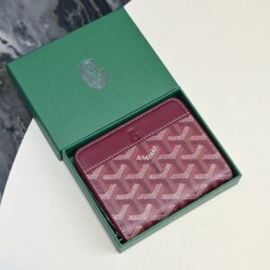 【AT2404】この高品質のオリジナル単一質のGoyard（ゴヤール）短いファスナー財布は、1853年にフランスで誕生し、約200年の歴史と伝統を受け継いでいます。生地は麻繊維と綿、大麻を混合して織り上げられ、表面に光沢のある樹脂糖型の樹脂が塗布されています。防水性に優れており、耐久性があります。