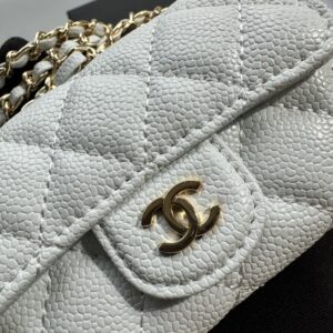【AT2405】Chanel シャネルの新しいコインケース👛、グレインレザーのキャビアスキンウィメンズバッグ、小さくて持ち運びやすいデザインスタイル、公式ウェブサイトと同期した新作💋