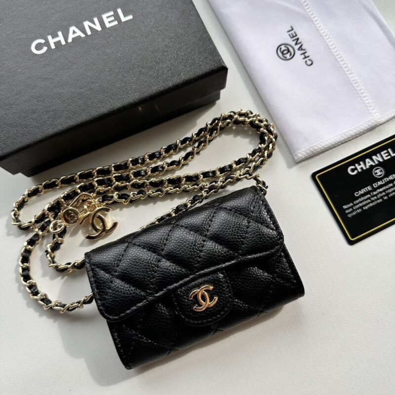 【AT2406】Chanelの新しい小銭入れ👛、キャビアスキンのエンボスレザーレディースバッグ、コンパクトで持ち運びに便利なデザインスタイル、公式ウェブサイトと同期した新作💋