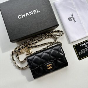 【AT2407】Chanelの新しいコインケース👛　キャビアスキンのエンボスレザー製の女性用バッグ。コンパクトで持ち運びに便利なデザインスタイル。公式ウェブサイトでの最新デザイン💋
