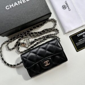 【AT2408】Chanel シャネルの新しいコインケース👛　球状のキャビアスキンレザー製女性用バッグ、コンパクトで持ち運びしやすいデザインスタイル、公式ウェブサイトと同時に新作💋