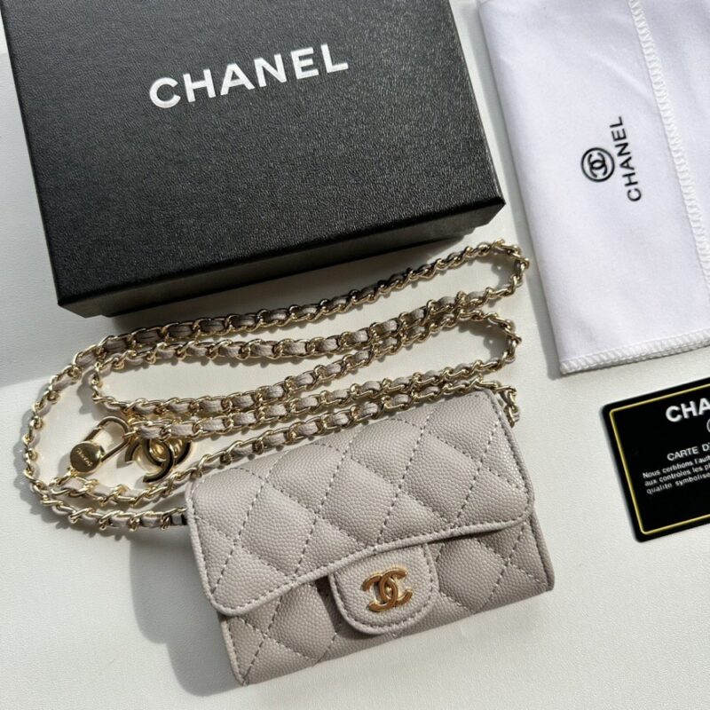 【AT2411】Chanelの新しいコインケース👛 ボール柄キャビアスキンレディースバッグ コンパクトで持ち運びしやすいデザインスタイル 公式ウェブサイトと同期した新作💋