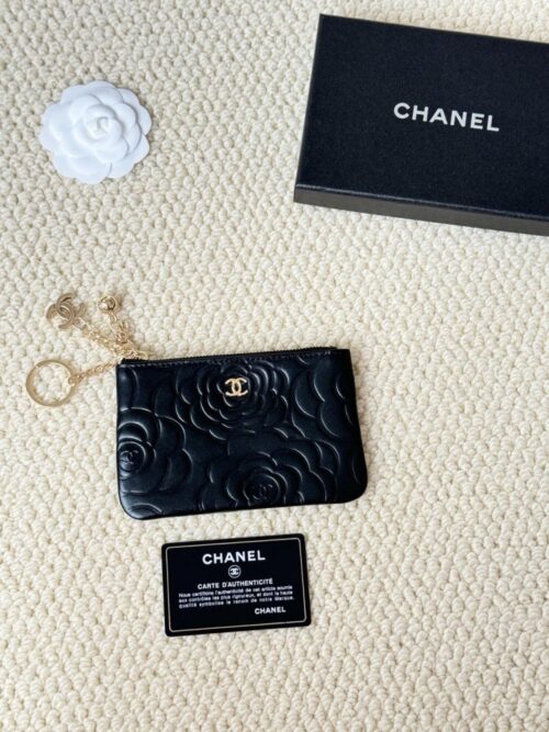 【AT2420】Chanel シャネルのシャネル カムリア ペンダントコインケース💦