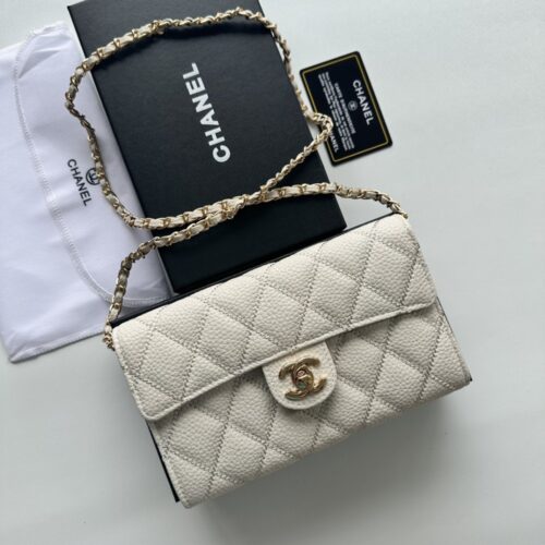 【AT2448】Chanelのチェーンショルダーバッグは、最もクラシックで菱格子の刺繍の牛革の二つのCのロゴはファッション界の誇りともなり、女性が持ちたいブランドの一つです！