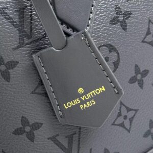 【AT2466】LV🎉🎉は1934年にルイ・ヴィトンのアルマハンドバッグから始まり、時間の経過とともに角ばった旅行用バッグから形の変化を経て、今日のエレガントな女性用ハンドバッグの代表となった。